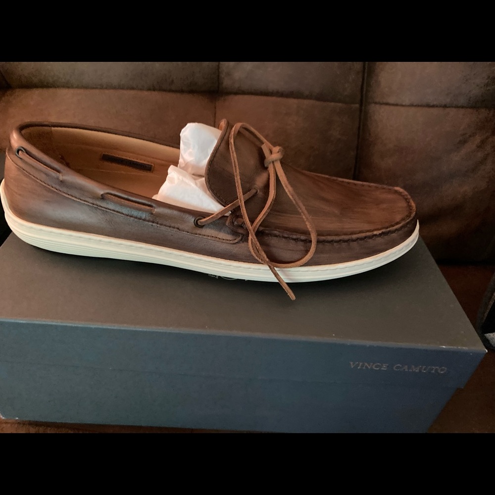 Mans dress shoes size 11 medium never worn